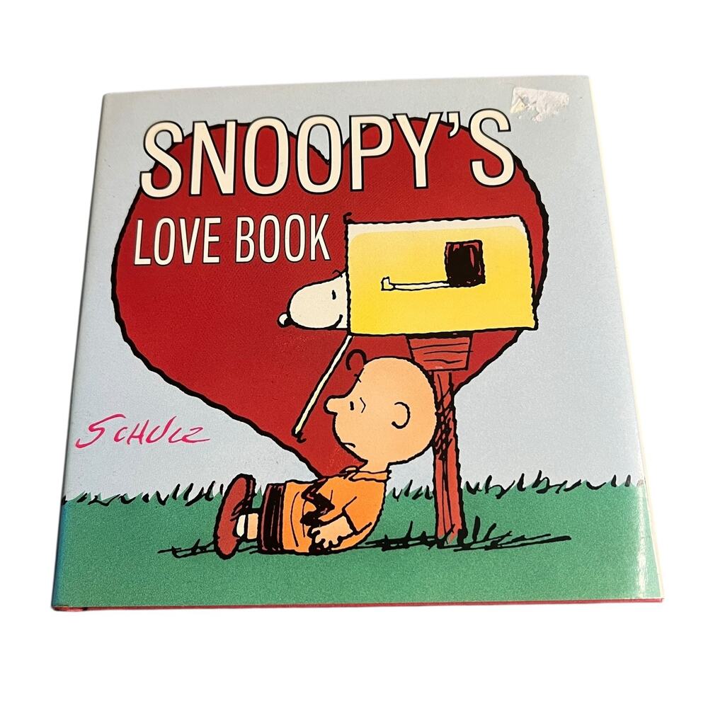 Snoopy's Love Book Charles M Schulz Peanuts Hardcover 1994 ISBN‎ 0805031464